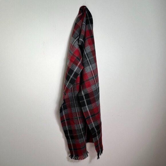 Lot of 4 Scarves: 2 Warm Scarves + 2 Silky Scarves - Picture 2 of 9